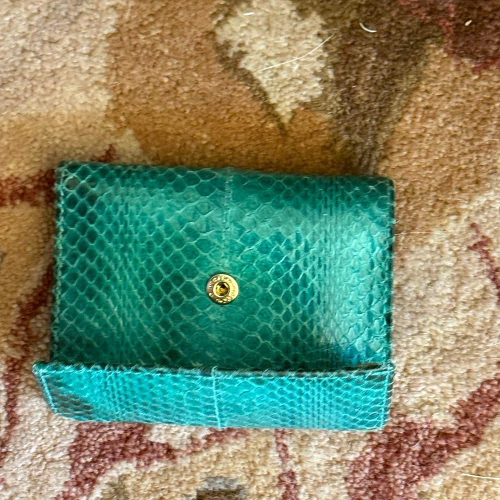 Turquoise Snakeskin Card & Key Organizer - Picture 4 of 10